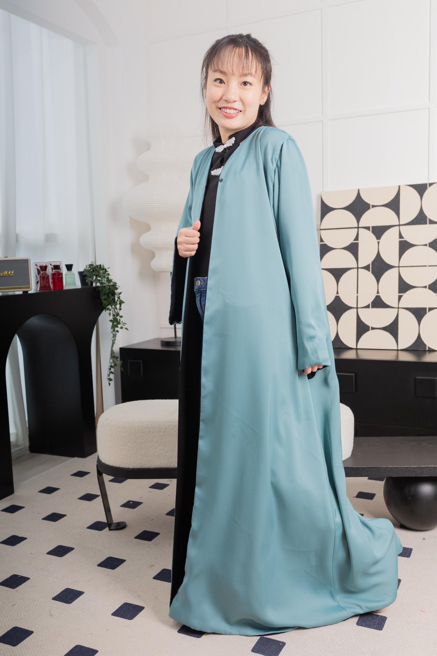 Reversible Abaya