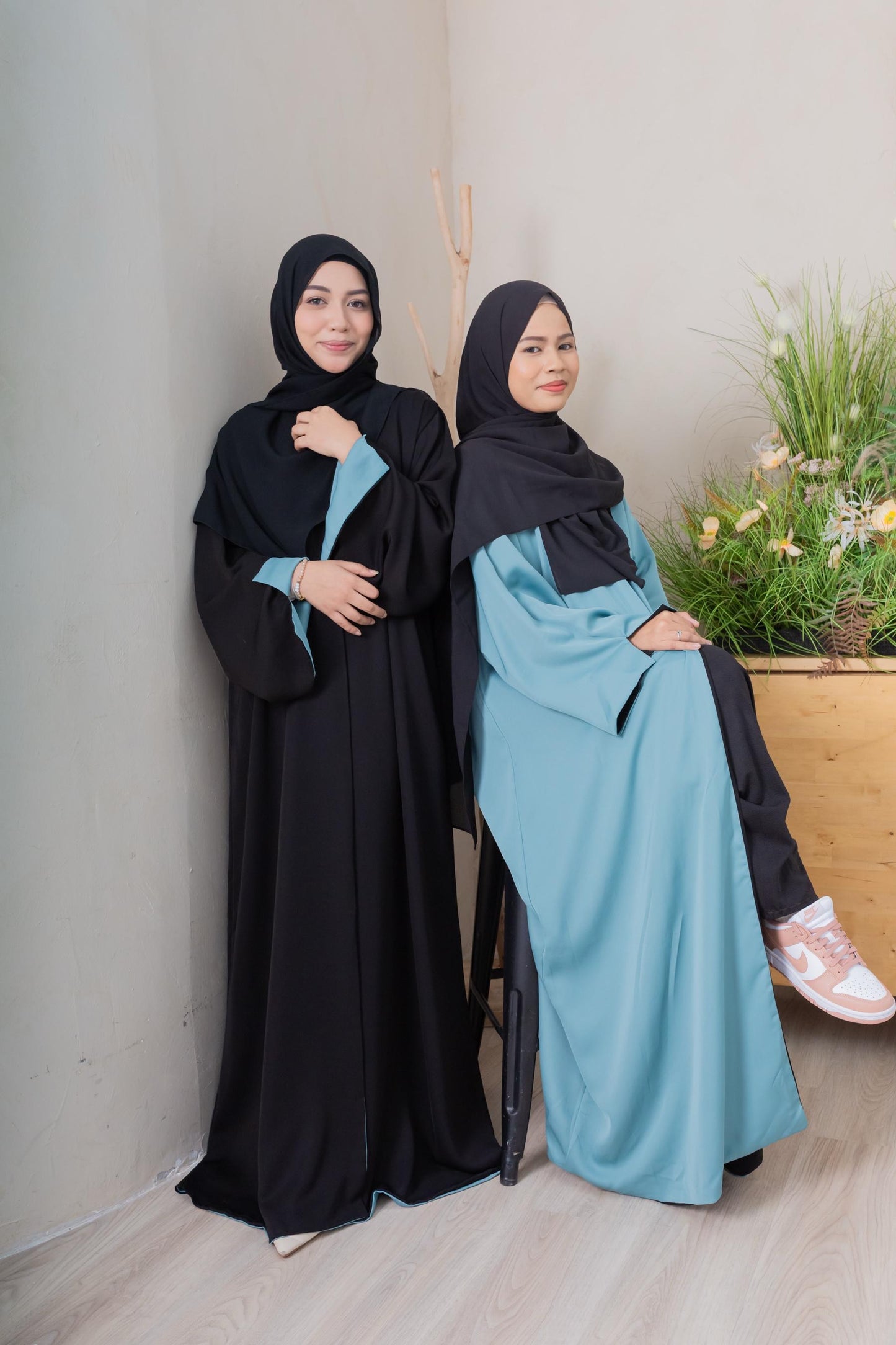 Reversible Abaya